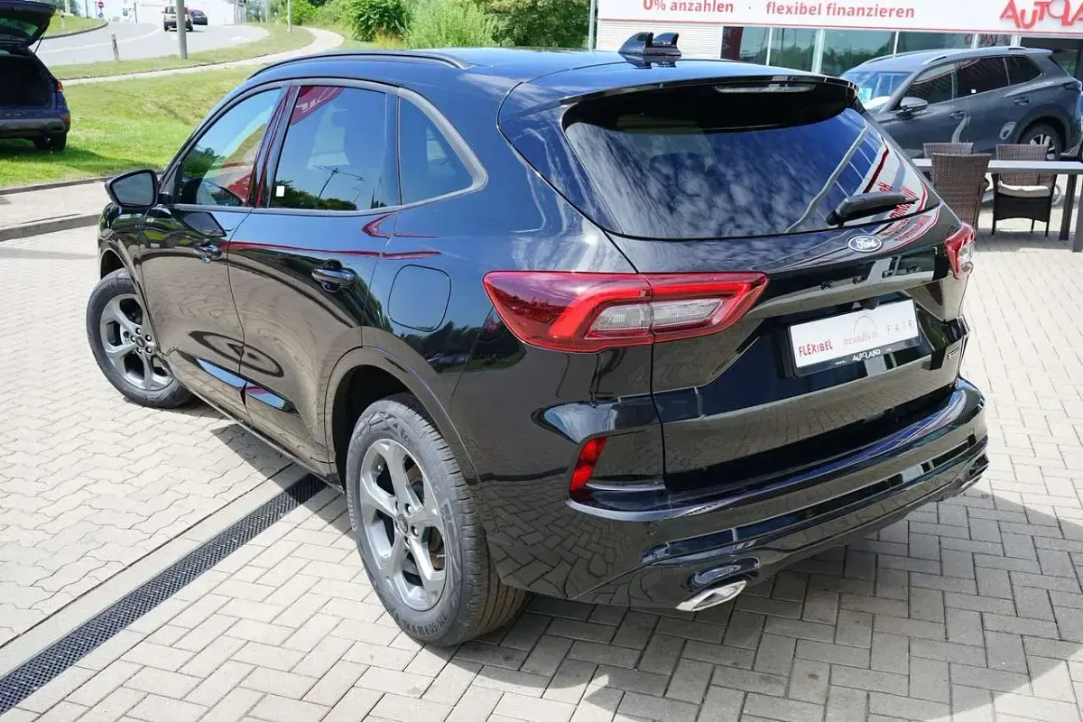 Neu Ford Kuga ST-Line 190 PS (139 kW) 2026 Schwarz SUV