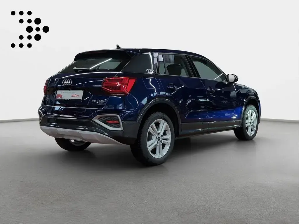Gebraucht Audi Q2 Advanced Plus 150 PS (110 kW) 2025 Navarrablau metallic SUV