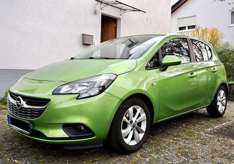 Gebraucht Opel Corsa drive 90 PS (66 kW) 2017 Grün Kleinwagen