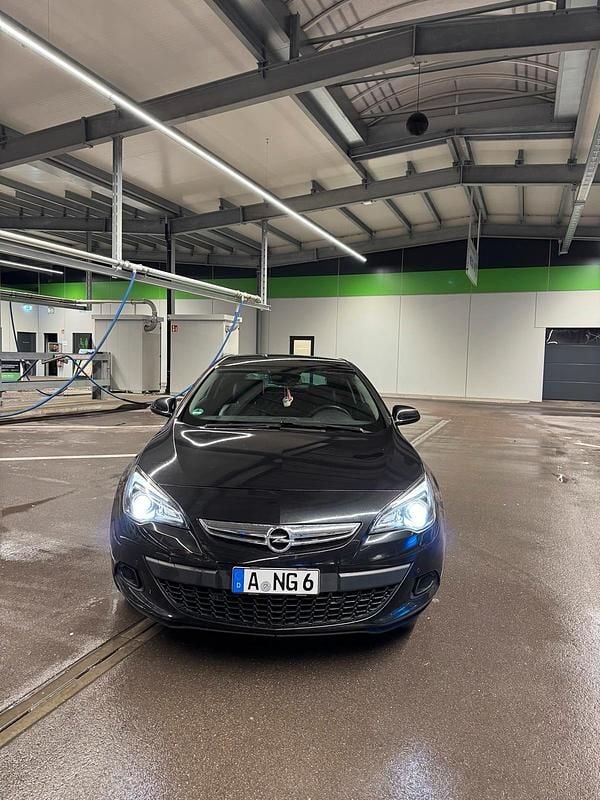 Gebraucht Opel Astra GTC Edition 120 PS (88 kW) 2012 Schwarz Coupé