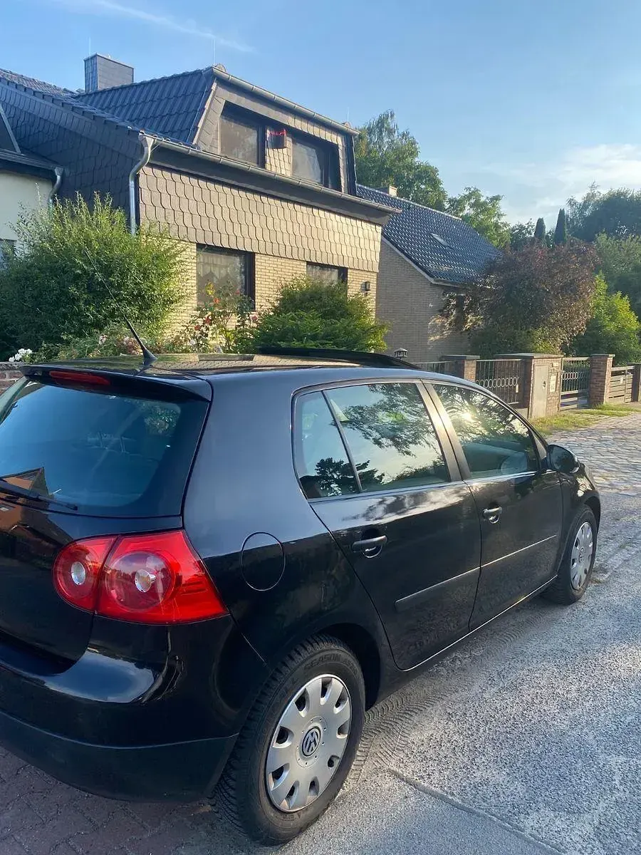 Gebraucht VW Golf IV 75 PS (55 kW) 2005 Schwarz Limousine