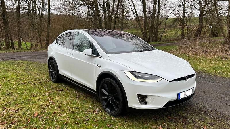 Gebraucht Tesla Model X 325 kW (443 PS) 2018 Weiß SUV