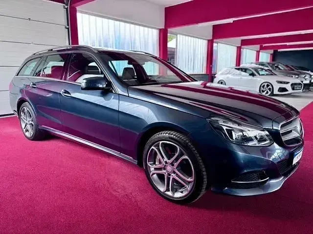 Gebraucht Mercedes E500 408 PS (300 kW) 2013 Tenoritgrau Kombi