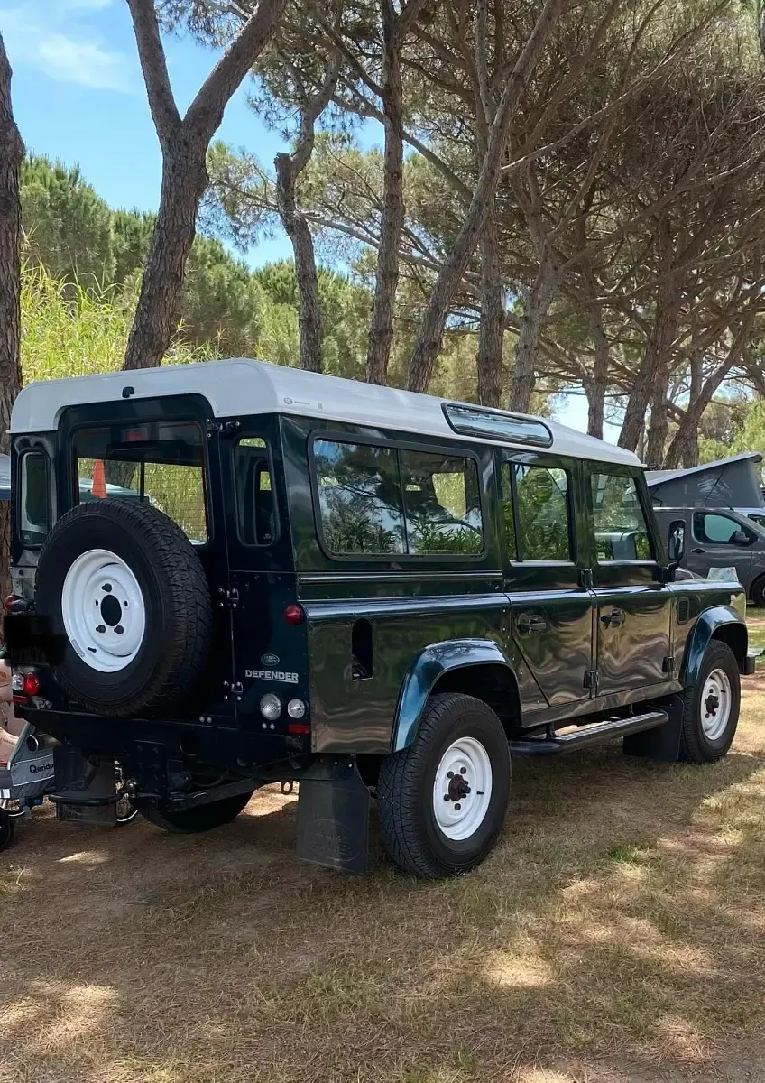 Gebraucht Land Rover Defender 122 PS (89 kW) 2013 Grün SUV