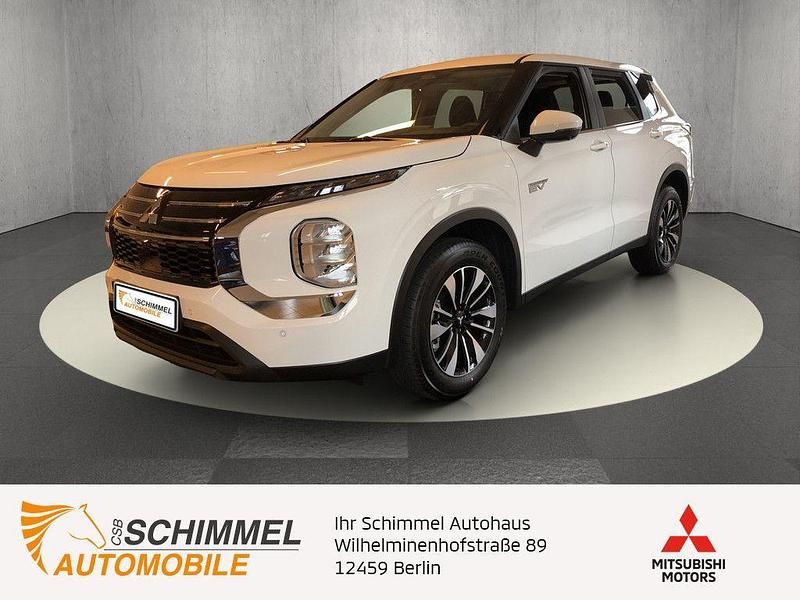 Weiß Neu 2025 Mitsubishi Outlander P-HEV Basis SUV | 47.999 € - Bild 1/4