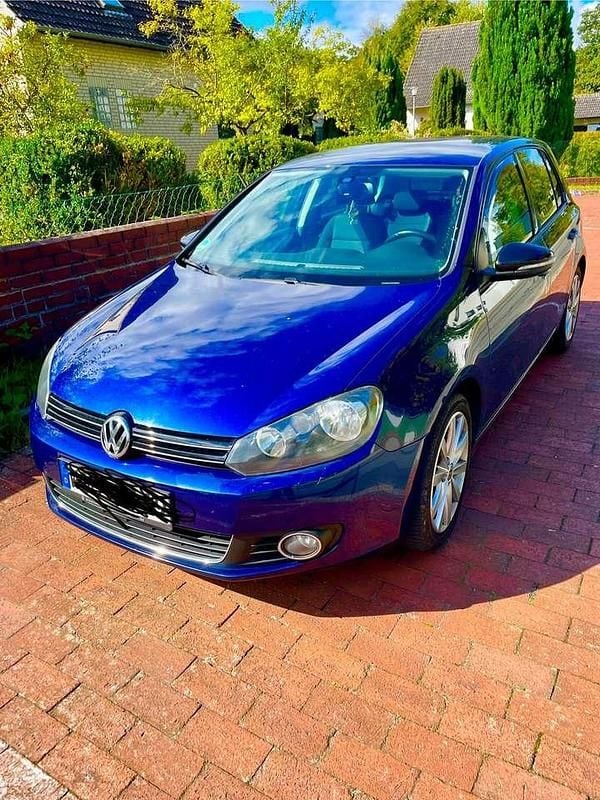 Blau Gebraucht 2012 VW Golf VII Style Limousine | 5.600 € (Guter Preis) - Bild 1/4