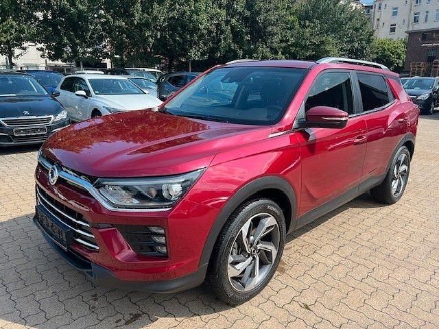 Rot Gebraucht 2021 Ssangyong Korando SUV | 15.290 € (Superpreis) - Bild 1/4