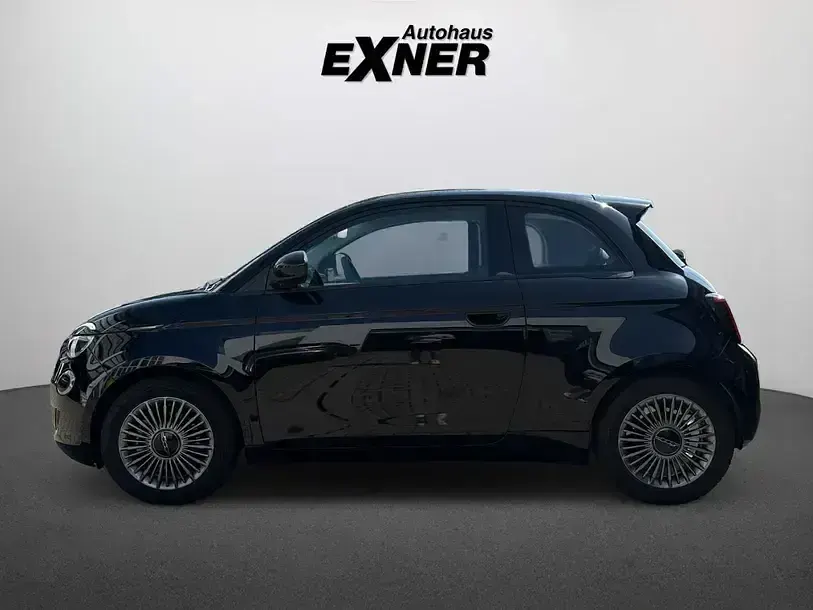 Gebraucht Fiat 500e Icon 86 kW (118 PS) 2022 Onyx schwarz Kleinwagen