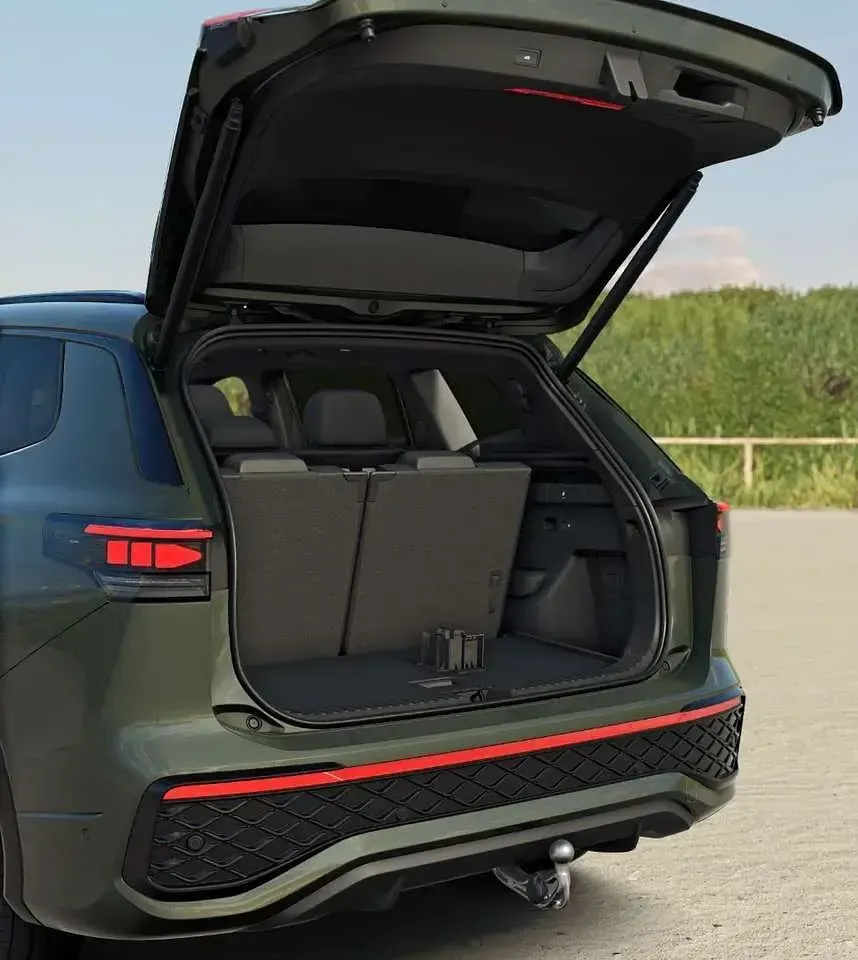 Gebraucht VW Tayron R-line 193 PS (141 kW) 2025 Grün SUV