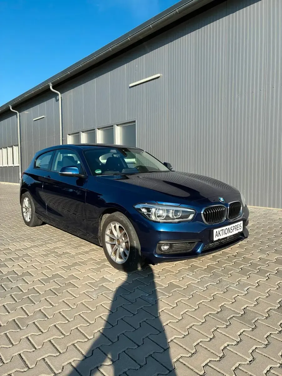 Gebraucht BMW 116 Advantage 116 PS (85 kW) 2018 Blau Kleinwagen