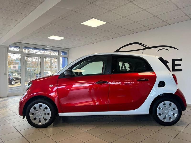 Gebraucht Smart ForFour Electric Drive 60 kW (82 PS) 2020 Rot Limousine