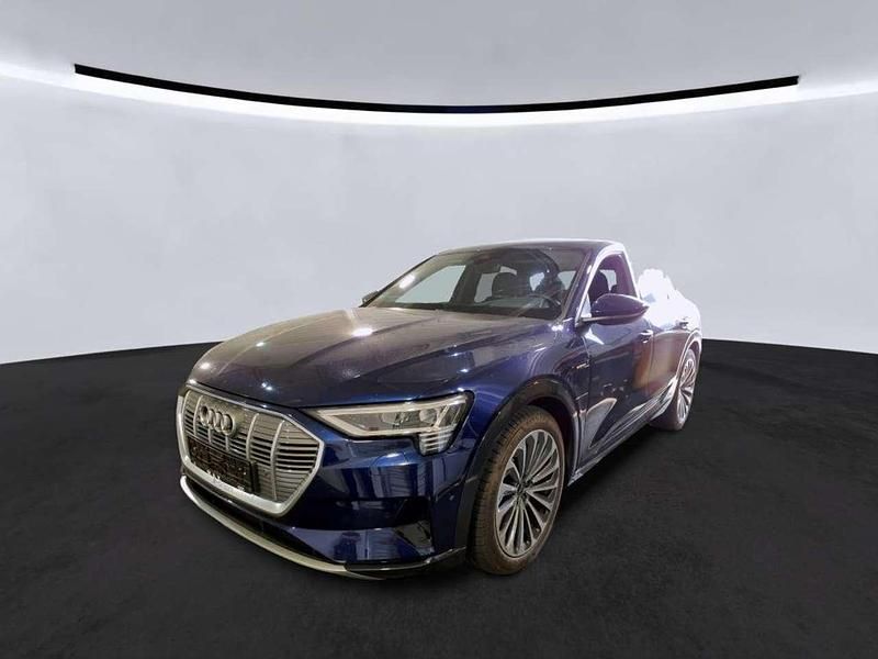 Navarrablau metallic Gebraucht 2022 Audi e-tron Sportback S-Line SUV | 33.620 € (Guter Preis) - Bild 1/1
