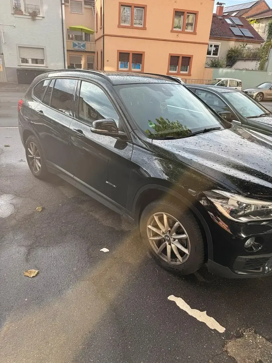 Gebraucht BMW X1 140 PS (102 kW) 2016 Schwarz SUV