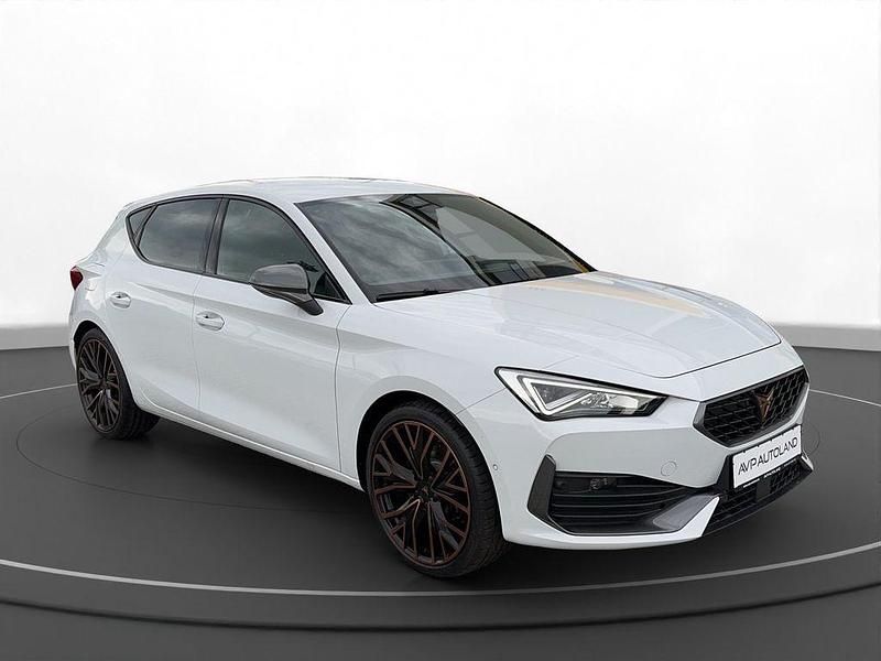 Gebraucht Cupra Leon VZ 245 PS (180 kW) 2024 Weiß Limousine