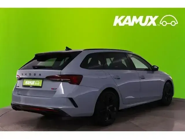 Gebraucht Skoda Octavia RS 265 PS (194 kW) 2025 Patinagrau Kombi