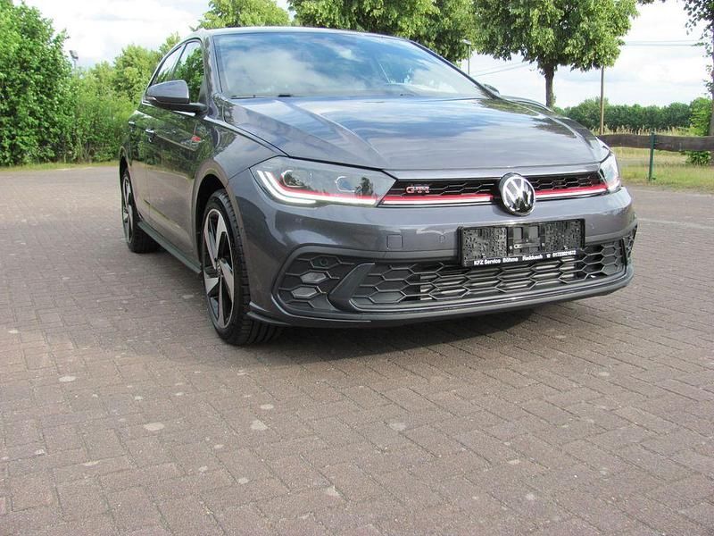 Gebraucht VW Polo GTI 207 PS (152 kW) 2023 Rauchgrau metallic Kleinwagen