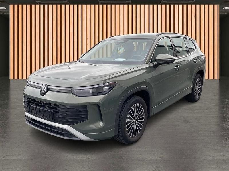 Gebraucht VW Tayron 150 PS (110 kW) 2025 Grãœn SUV