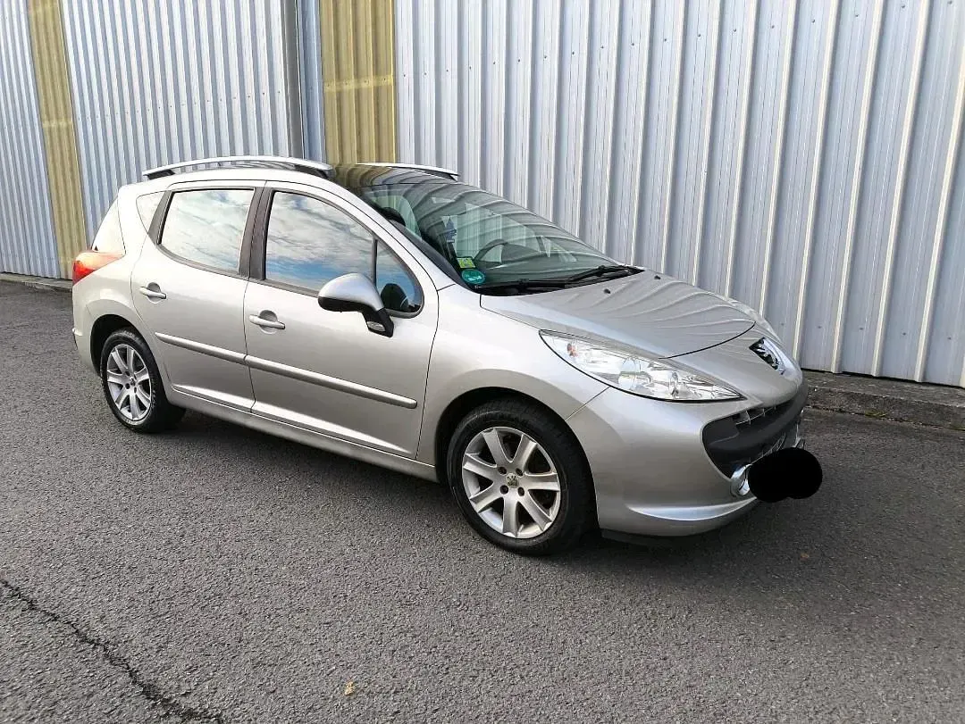 Gebraucht Peugeot 207 120 PS (88 kW) 2009 Silber Kombi