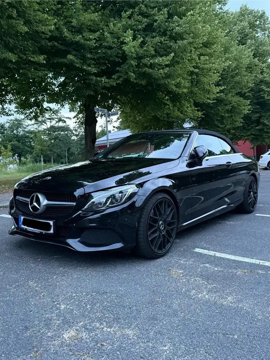 Gebraucht Mercedes C220 170 PS (125 kW) 2017 Schwarz Cabrio