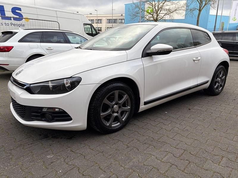 Gebraucht VW Scirocco 122 PS (89 kW) 2009 Weiß Coupé