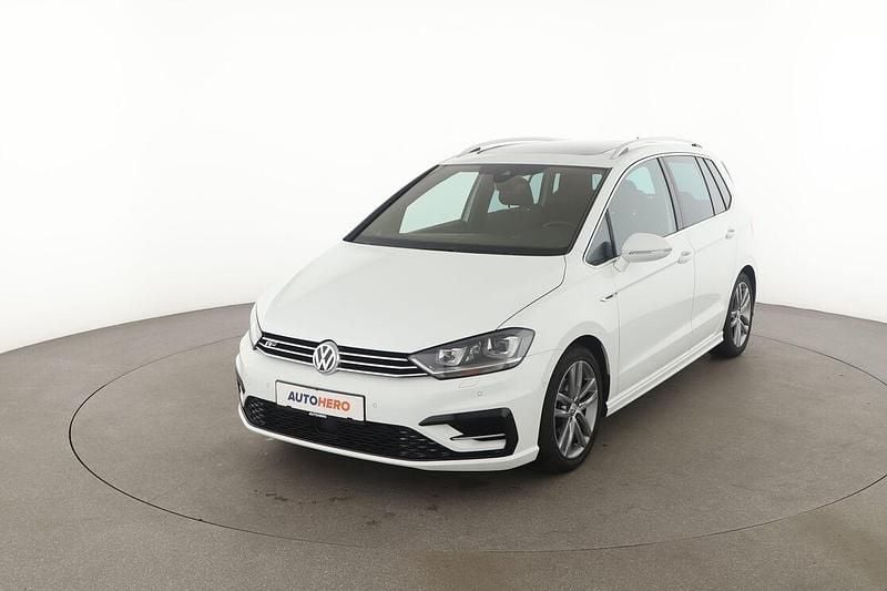 Weiß Gebraucht 2017 VW Golf Sportsvan Highline Van / Kleinbus | 17.390 € (Etwas zu teuer) - Bild 1/3