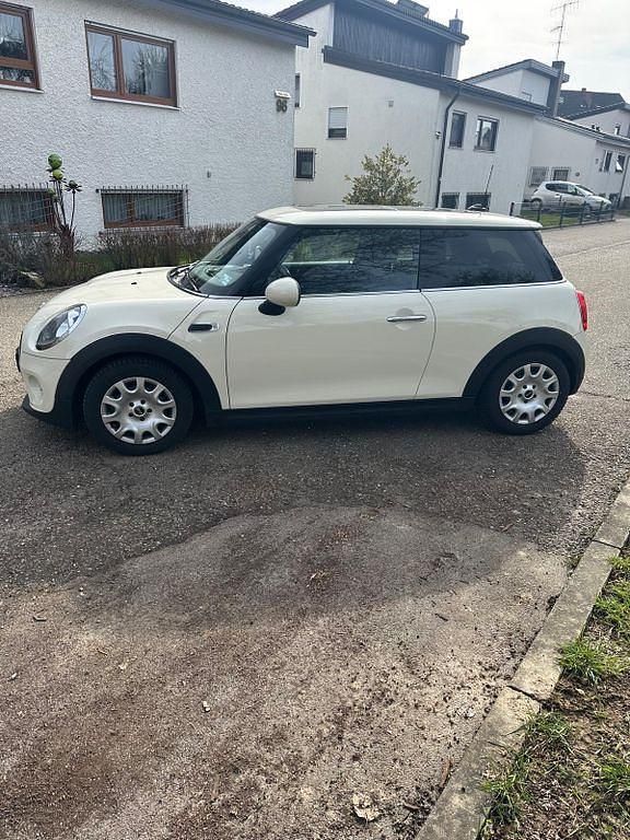Gebraucht Mini ONE 102 PS (75 kW) 2017 Weiß Kleinwagen