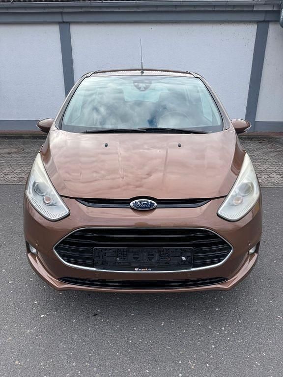 Gebraucht Ford B-MAX Titanium 95 PS (69 kW) 2013 Braun Van / Kleinbus