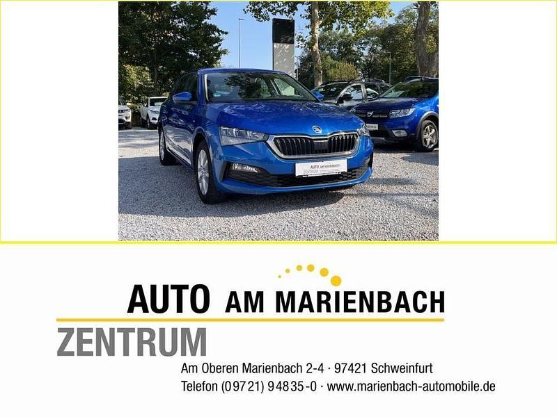 Race blue metallic (metallic) Gebraucht 2022 Skoda Scala Ambition Kleinwagen | 16.780 € (Fairer Preis) - Bild 1/4