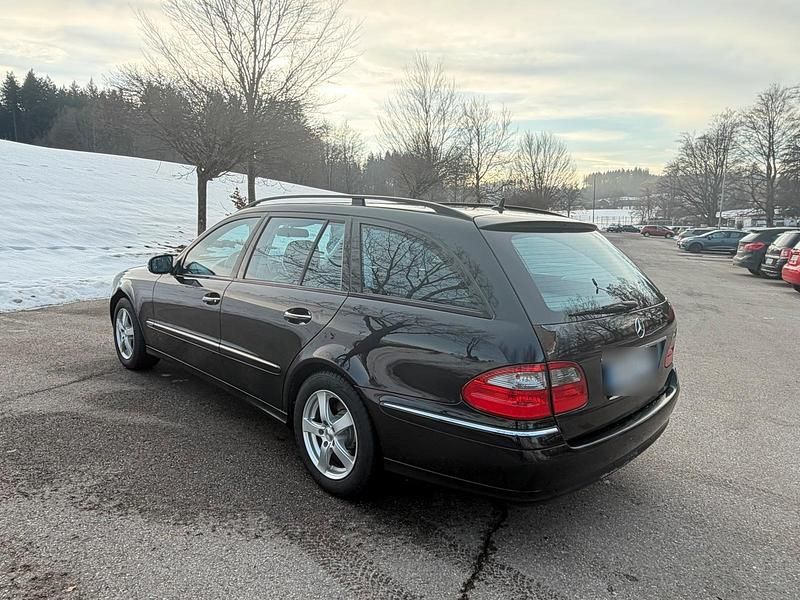 Gebraucht Mercedes E320 224 PS (164 kW) 2007 Schwarz Kombi