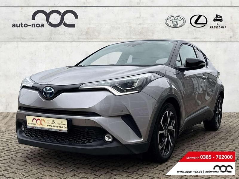 Metal stream (1k0)/ black (202 Gebraucht 2018 Toyota C-HR Style SUV | 18.990 € (Fairer Preis) - Bild 1/4