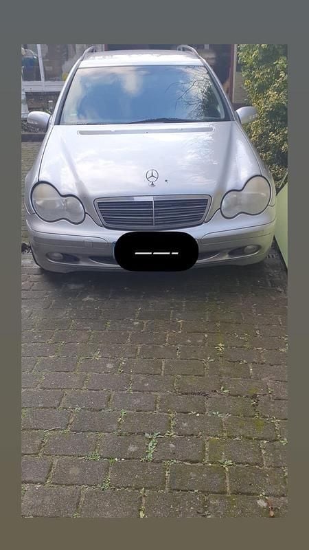 Silber Gebraucht 2003 Mercedes C180 Kombi | 1.400 € (Guter Preis) - Bild 1/4