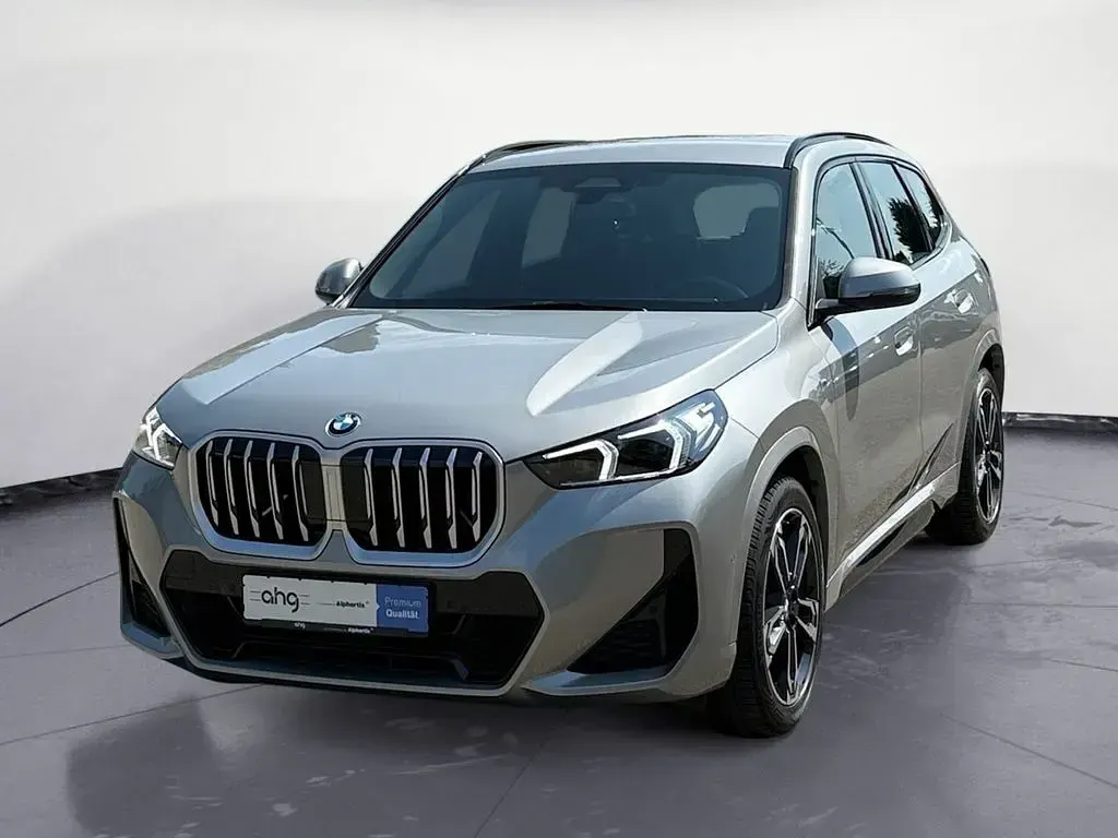 Gebraucht BMW X1 M Sport 163 PS (119 kW) 2025 Silber SUV