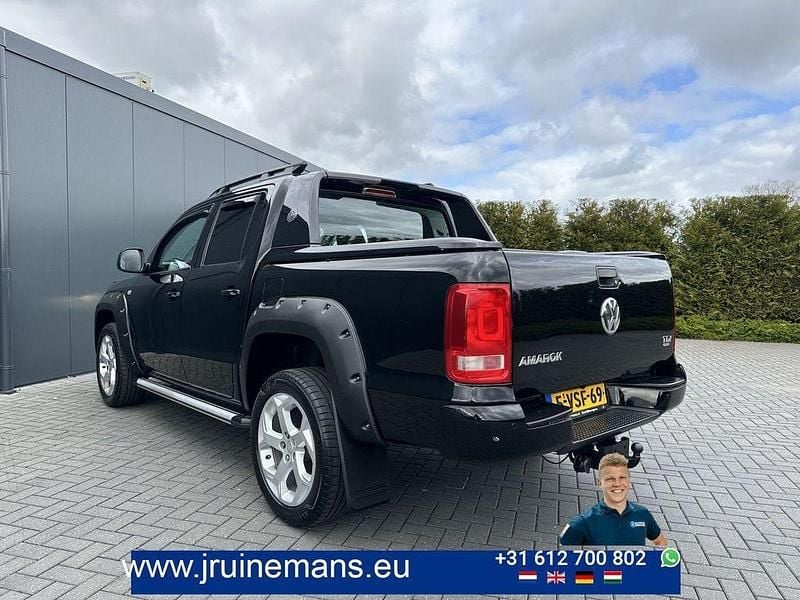 Gebraucht VW Amarok 122 PS (89 kW) 2011 Schwarz Pickup