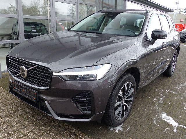 Gebraucht Volvo XC60 Plus 197 PS (144 kW) 2023 Platinum grey SUV