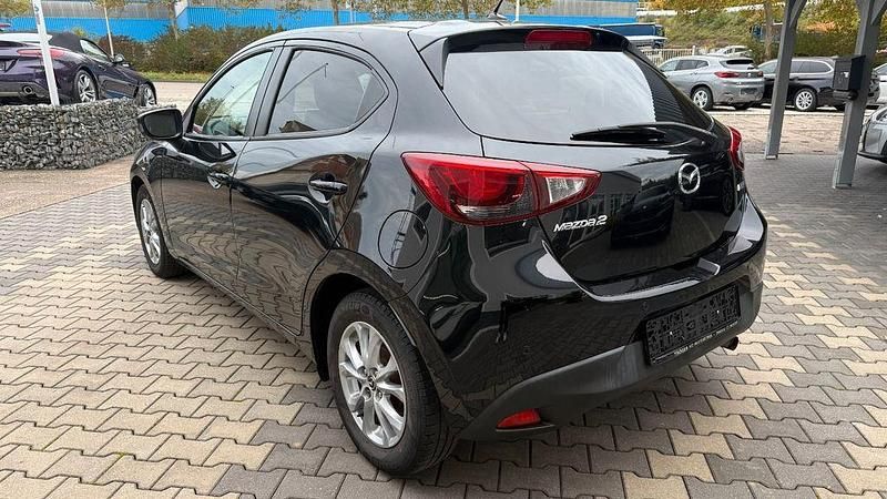 Gebraucht Mazda 2 Edition 90 PS (66 kW) 2015 Schwarz Limousine