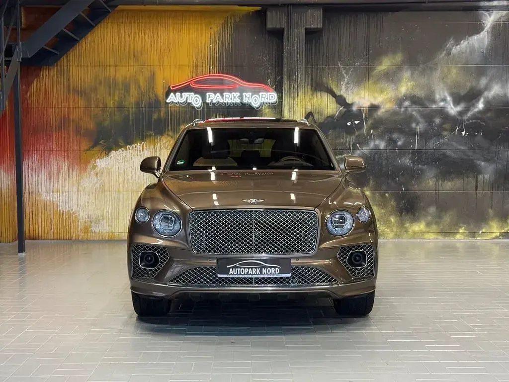Gebraucht Bentley Bentayga 551 PS (405 kW) 2020 Braun SUV