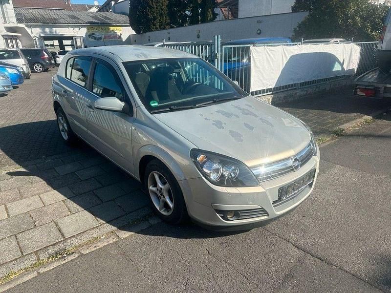 Gold Gebraucht 2004 Opel Astra Elegance Limousine | 1.699 € (Fairer Preis) - Bild 1/4