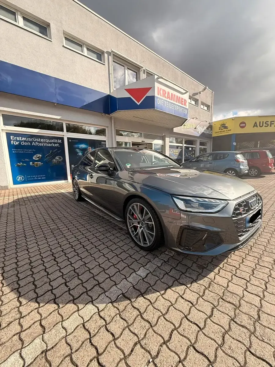 Gebraucht Audi S4 Comfort 341 PS (250 kW) 2022 Grau Limousine