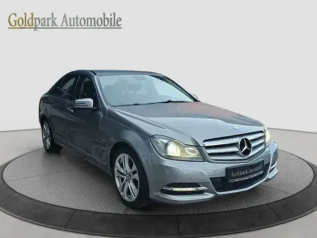 Gebraucht Mercedes C250 Avantgarde 204 PS (150 kW) 2012 Silber Limousine