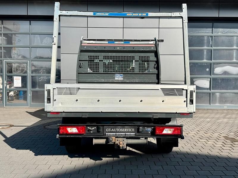 Gebraucht Ford Transit Trend 170 PS (125 kW) 2021 Weiß Limousine