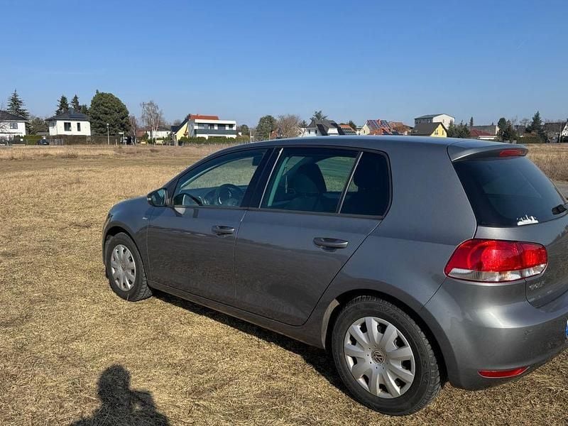 Gebraucht VW Golf VII Match 86 PS (63 kW) 2012 Grau Limousine