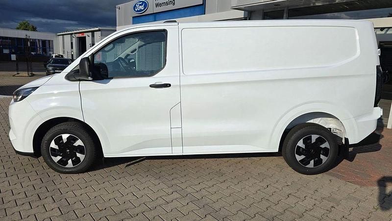 Neu Ford Transit Custom Trend 232 PS (170 kW) 2025 Weiß Van / Kleinbus