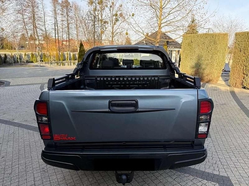Gebraucht Isuzu D-Max 163 PS (119 kW) 2015 Grau Van
