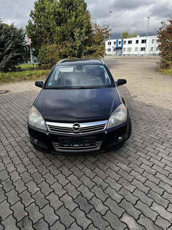 Schwarz Gebraucht 2007 Opel Astra Sport Kombi | 1.850 € (Guter Preis) - Bild 1/4