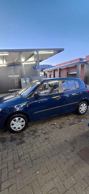 Gebraucht Skoda Fabia Ambition 69 PS (50 kW) 2012 Blau Kombi