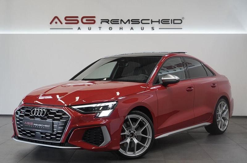 Rot Gebraucht 2022 Audi S3 Ambiente Limousine | 38.800 € (Fairer Preis) - Bild 1/3