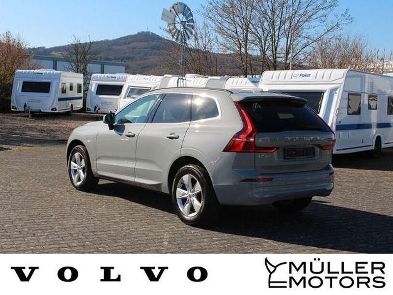Gebraucht Volvo XC60 Core 197 PS (144 kW) 2023 Grau SUV