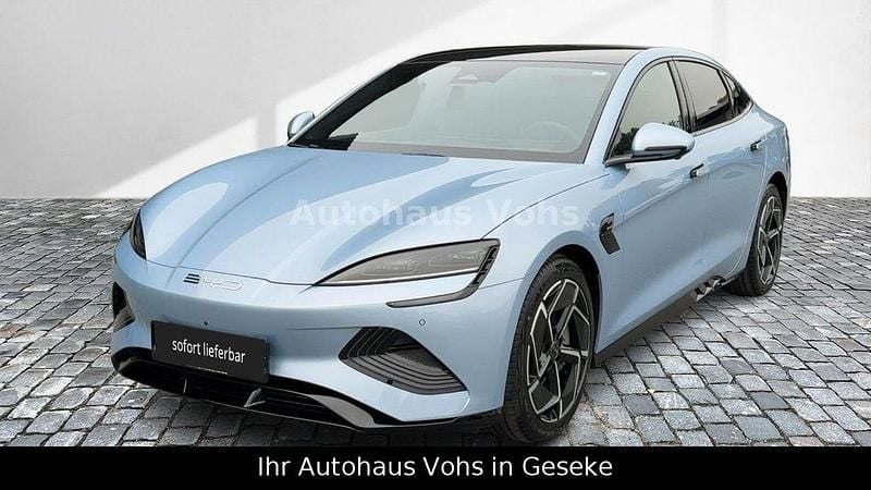 Neu BYD Seal Design 230 kW (313 PS) 2025 Blau Limousine