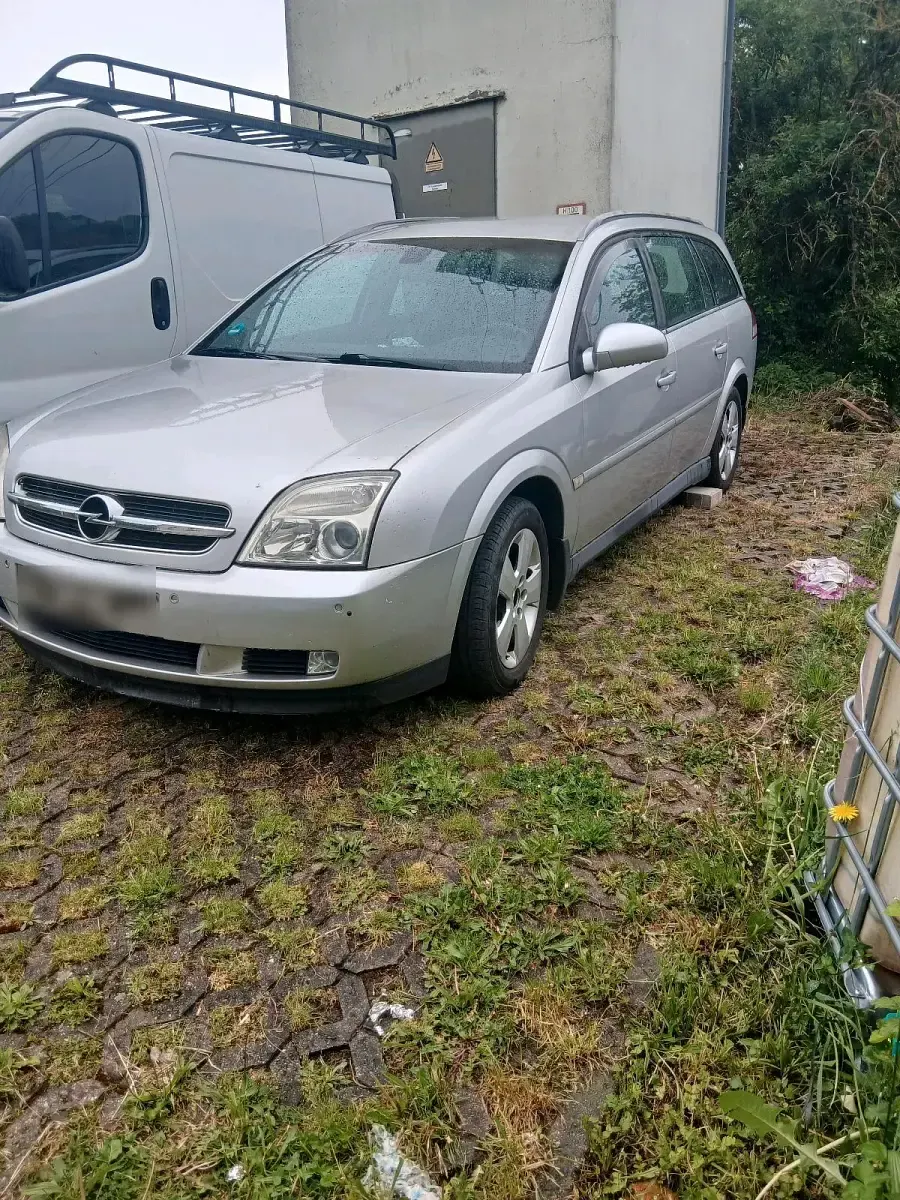 Gebraucht Opel Vectra 130 PS (95 kW) 2004 Silber Kombi