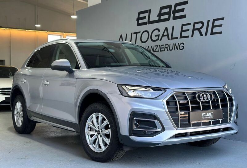 Silber Gebraucht 2022 Audi Q5 Advanced Plus SUV | 44.900 € (Etwas zu teuer) - Bild 1/4